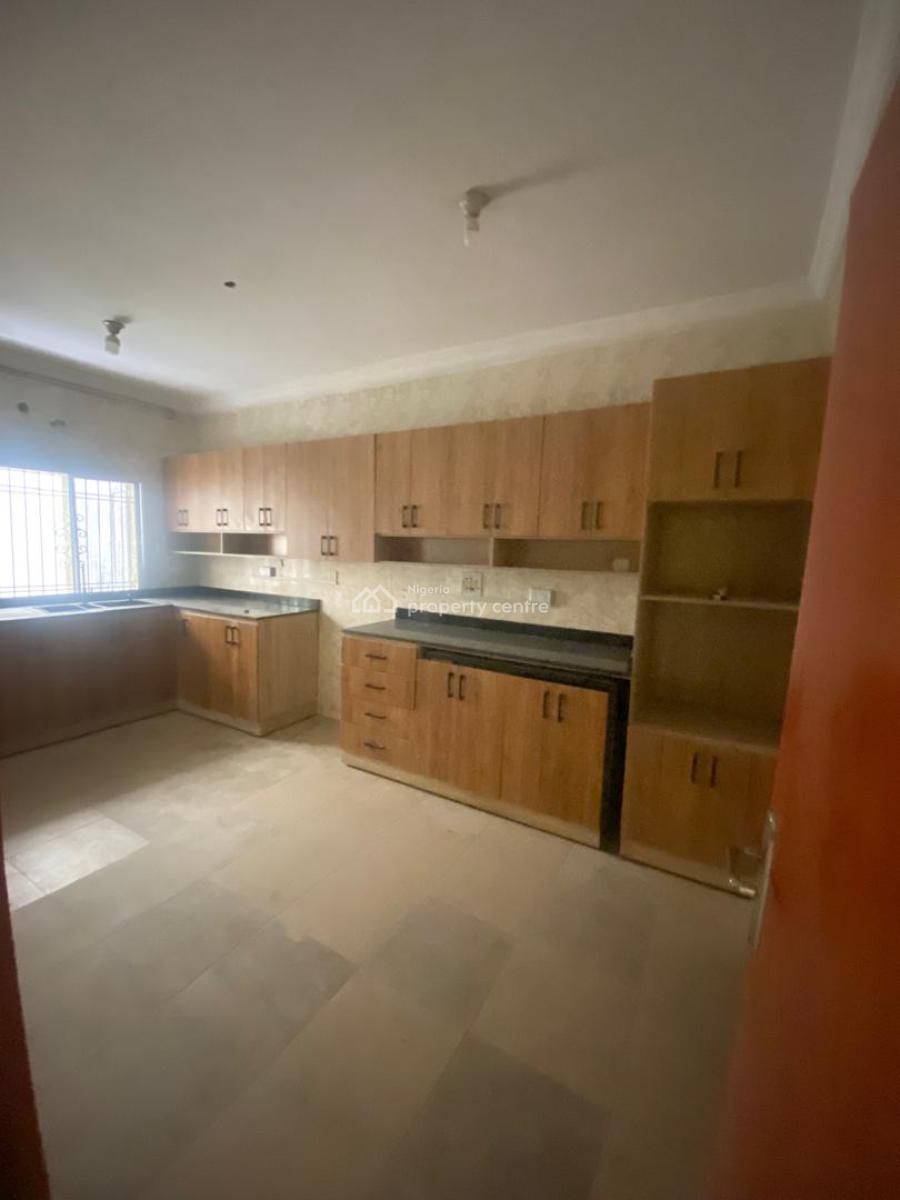 Newly Revamped Serviced 3 Bedroom Terrace Duplex, By Admiralty Way, Lekki Phase 1, Lekki, Lagos, Terraced Duplex for Rent