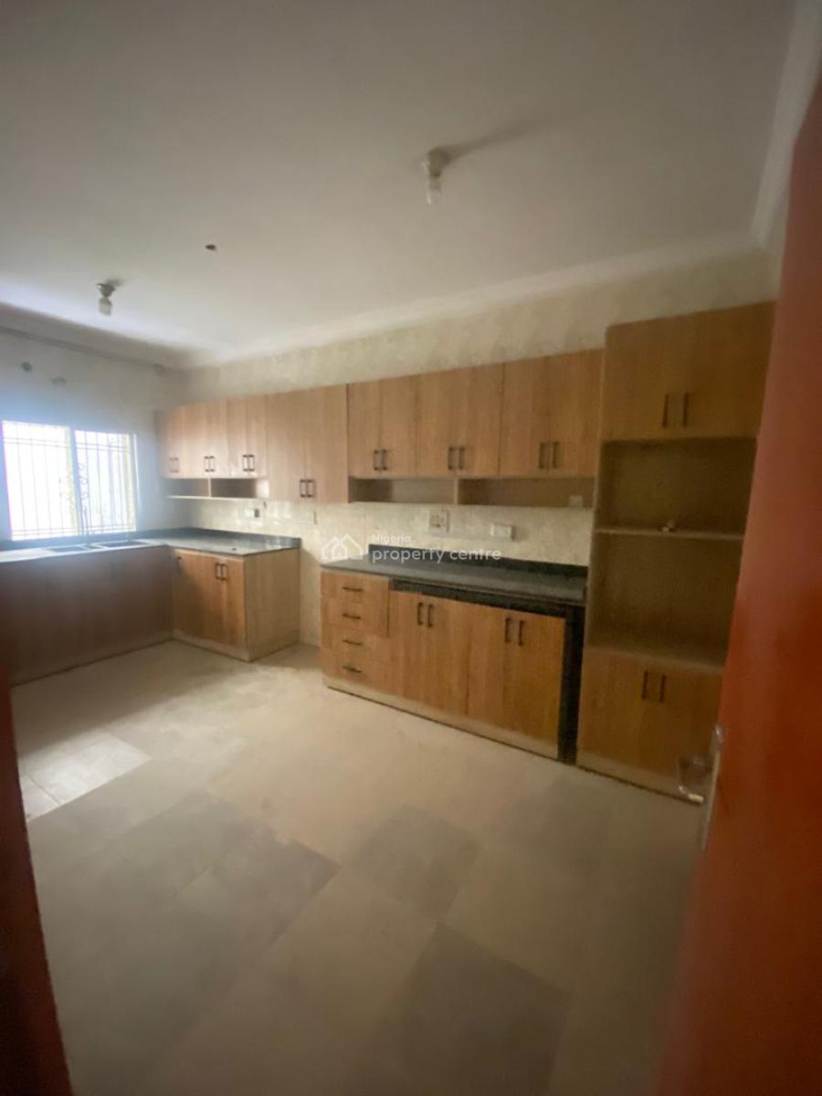 Newly Revamped Serviced 3 Bedroom Terrace Duplex, By Admiralty Way, Lekki Phase 1, Lekki, Lagos, Terraced Duplex for Rent