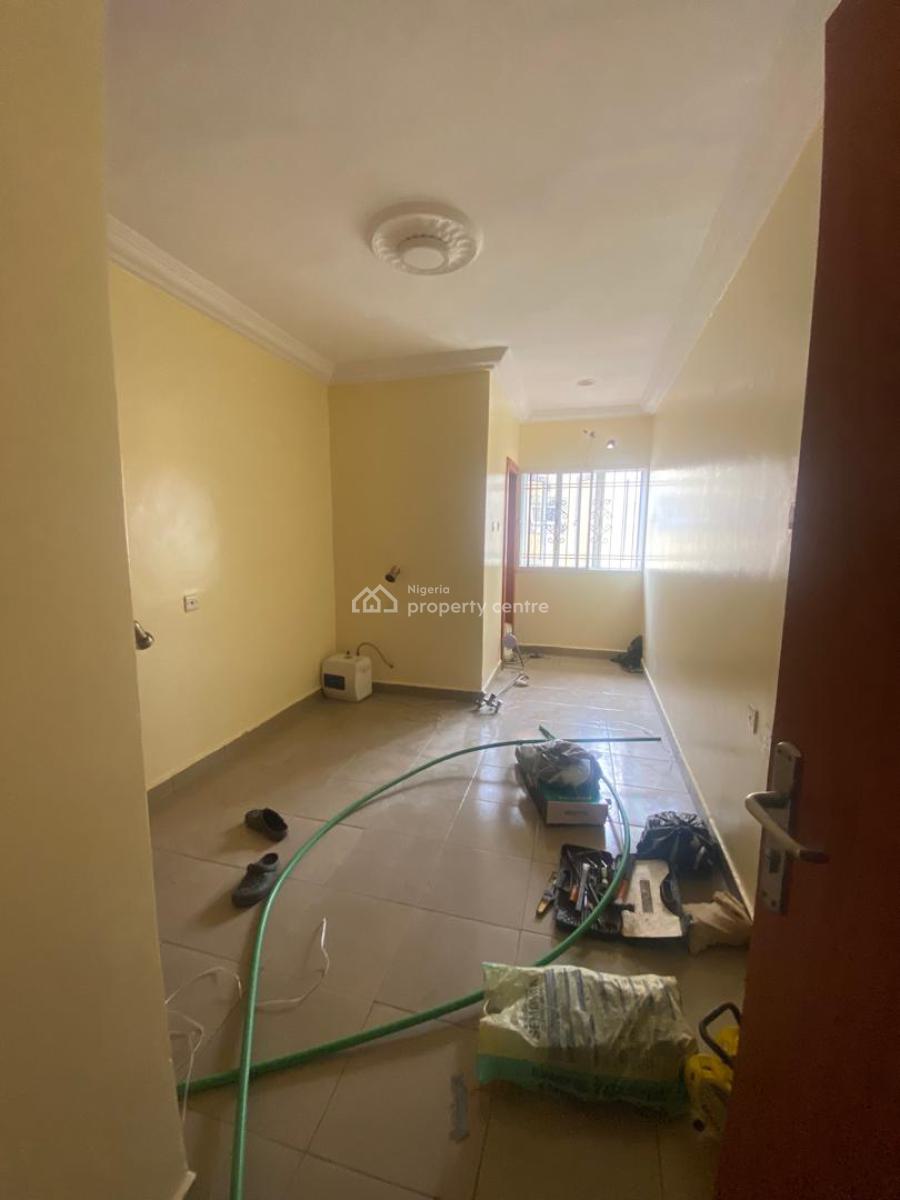 Newly Revamped Serviced 3 Bedroom Terrace Duplex, By Admiralty Way, Lekki Phase 1, Lekki, Lagos, Terraced Duplex for Rent