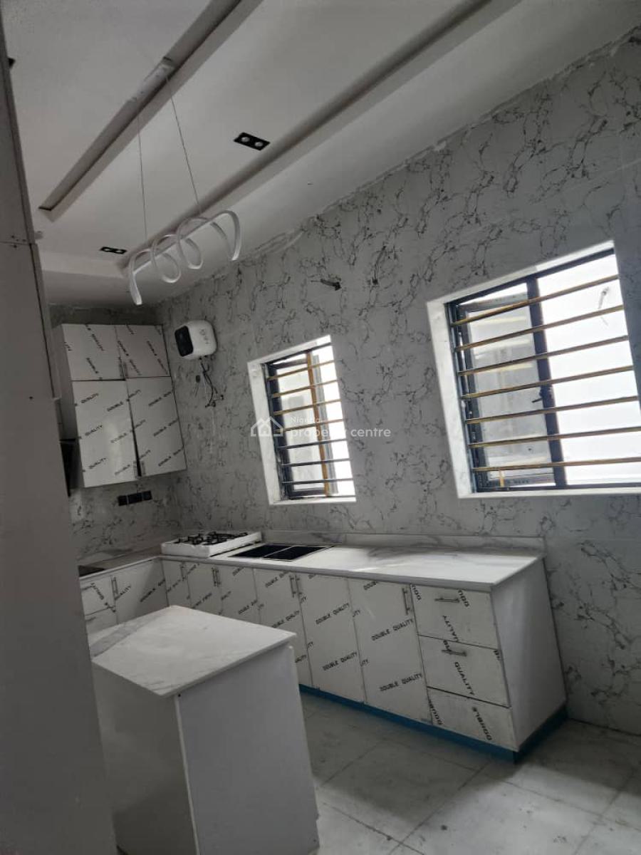 5bedroom Fully Detached with Bq  Location: Willow Green Estate, Osapa,, Osapa, Lekki, Lagos, Detached Duplex for Sale