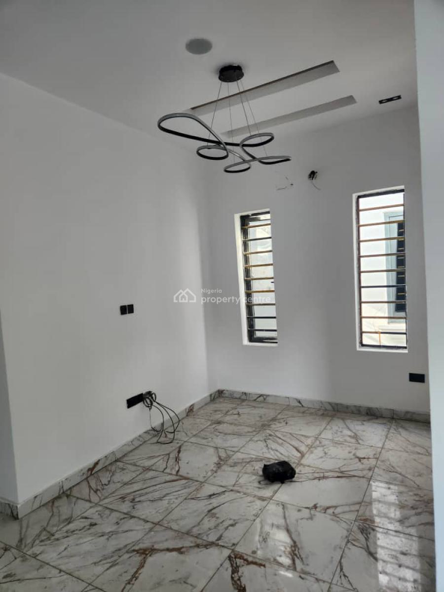5bedroom Fully Detached with Bq  Location: Willow Green Estate, Osapa,, Osapa, Lekki, Lagos, Detached Duplex for Sale