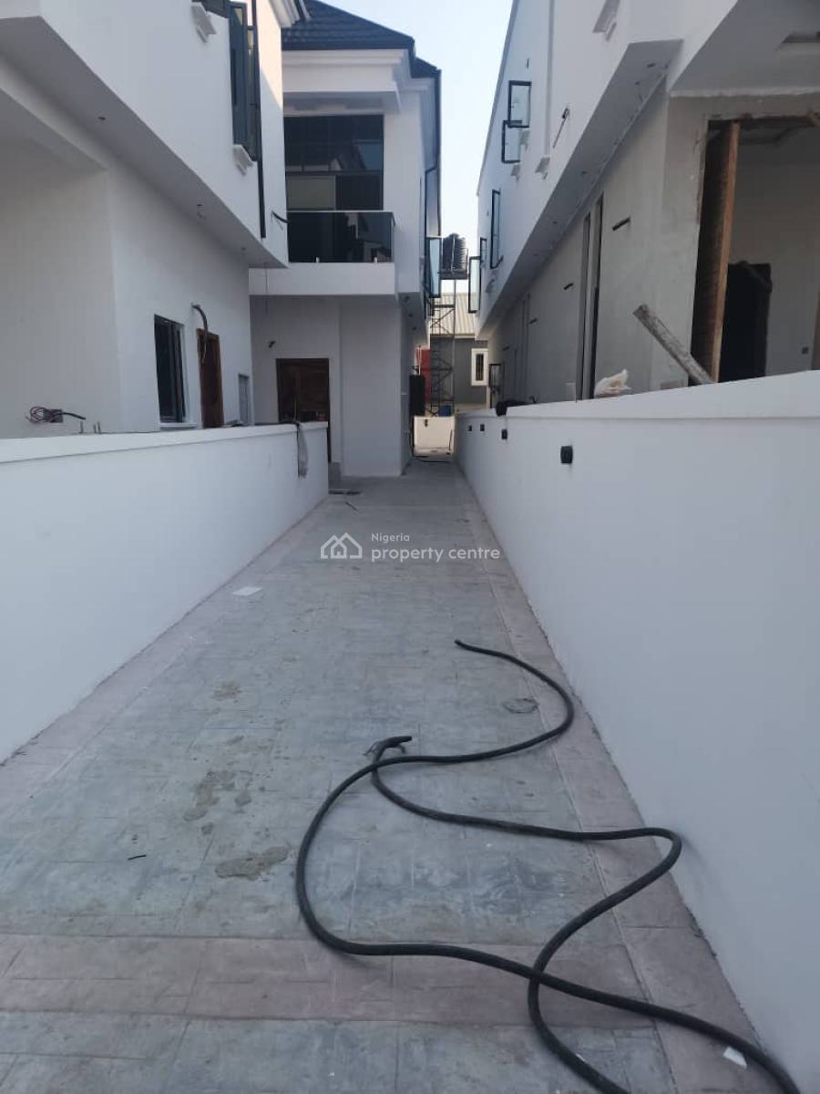 5bedroom Fully Detached with Bq   Location: Canal West Estate, Osapa,, Canal West Estate, Osapa, Lekki, Lagos, Detached Duplex for Sale