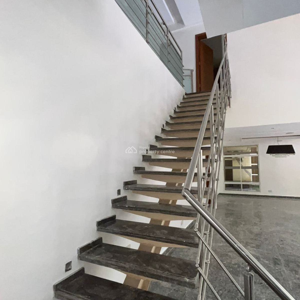 Serviced 4-bedroom Maisonette with 1-bedroom Servant Quarters, Banana Island Road, Ikoyi, Lagos, Flat / Apartment for Rent