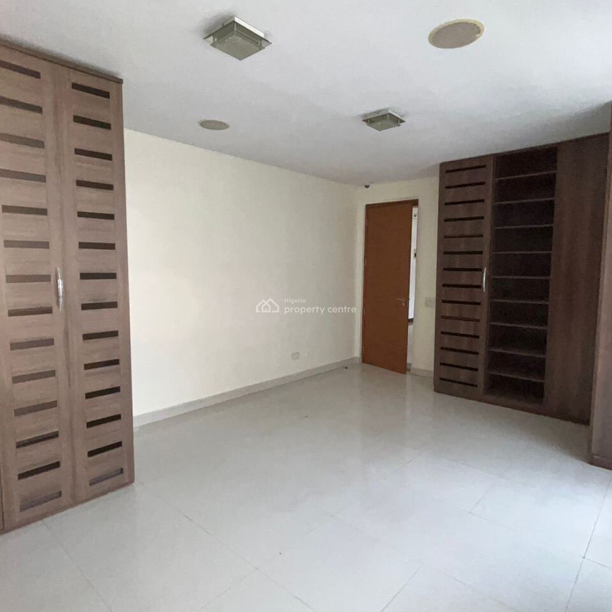 Serviced 4-bedroom Maisonette with 1-bedroom Servant Quarters, Banana Island Road, Ikoyi, Lagos, Flat / Apartment for Rent