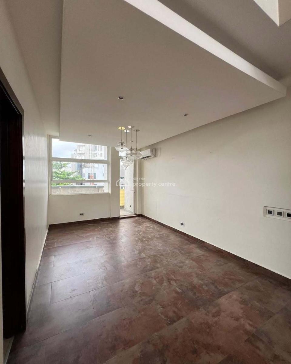 Serviced 4 Bedrooms Maisonette with 1 Bedroom Servant Quarters, Banana Island Road, Ikoyi, Lagos, Flat / Apartment for Rent