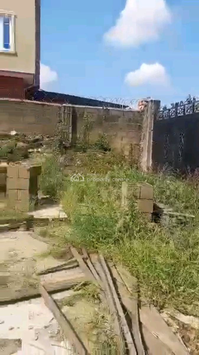 a Bare Land Fenced Round with Gate., 16,onabola Street, Owotutu Bus Stop Off Pedro Road, Palmgrove, Shomolu, Lagos, Mixed-use Land for Sale