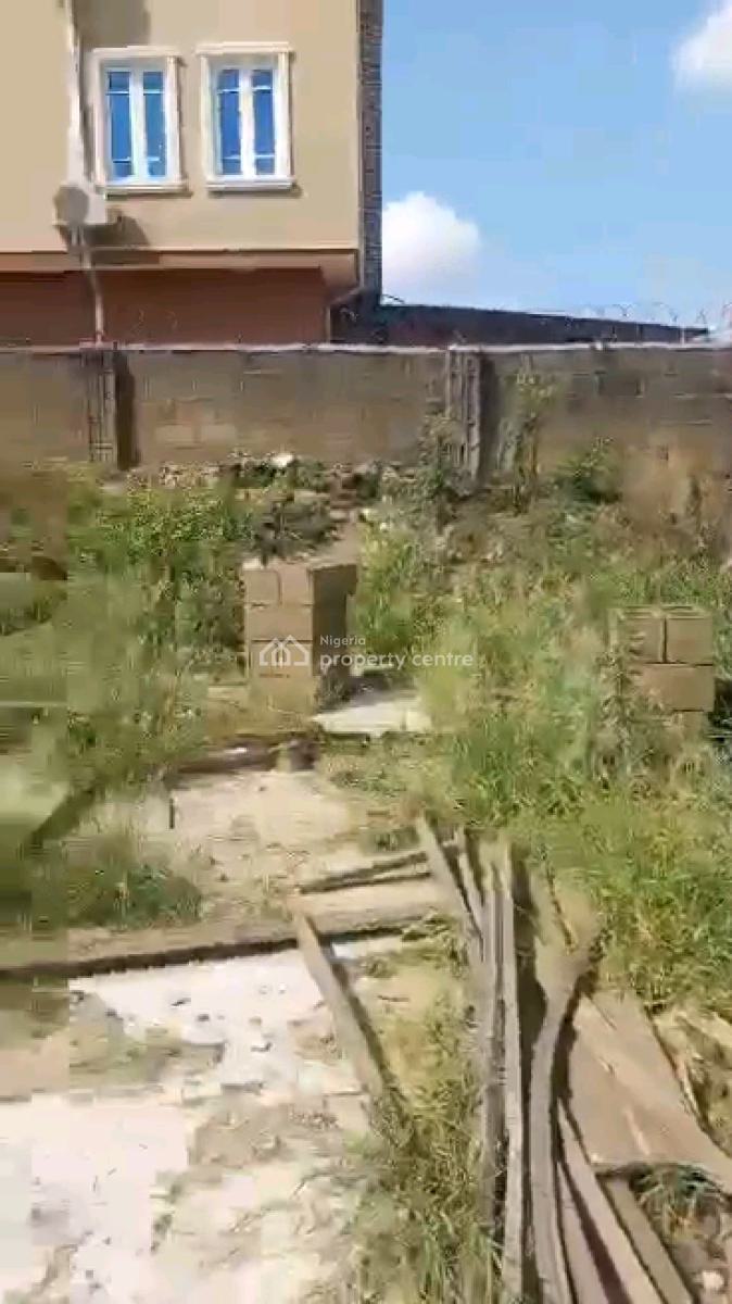 a Bare Land Fenced Round with Gate., 16,onabola Street, Owotutu Bus Stop Off Pedro Road, Palmgrove, Shomolu, Lagos, Mixed-use Land for Sale