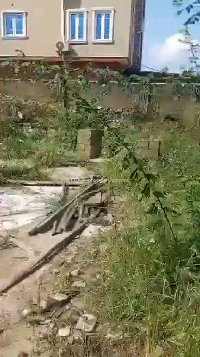 a Bare Land Fenced Round with Gate., 16,onabola Street, Owotutu Bus Stop Off Pedro Road, Palmgrove, Shomolu, Lagos, Mixed-use Land for Sale