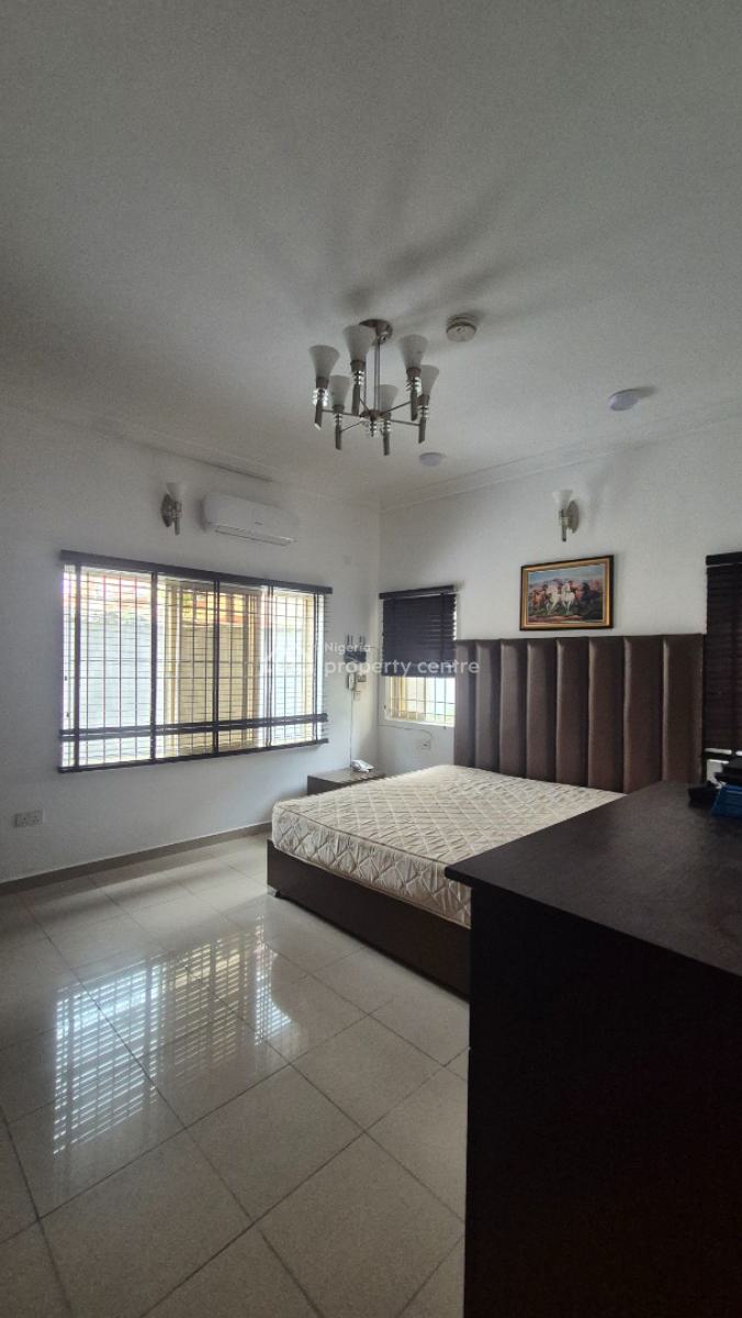 Luxurious Fully Furnished 1 Bedroom Flat with a Room Bq, Shonibare Estate, Maryland, Lagos, Flat / Apartment for Rent