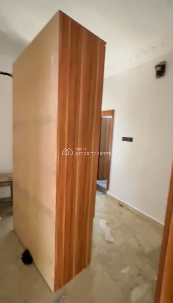 Extremely Spacious Mini Flat with Ante Room, Lekki Phase 1, Lekki, Lagos, Mini Flat (room and Parlour) for Rent