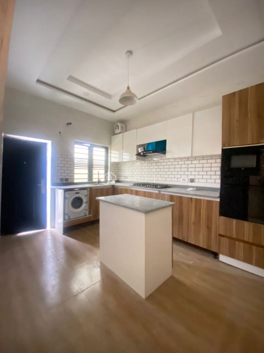 Exclusive Living: 4-bedroom Duplex, Vgc, Lekki, Lagos, Semi-detached Duplex for Rent