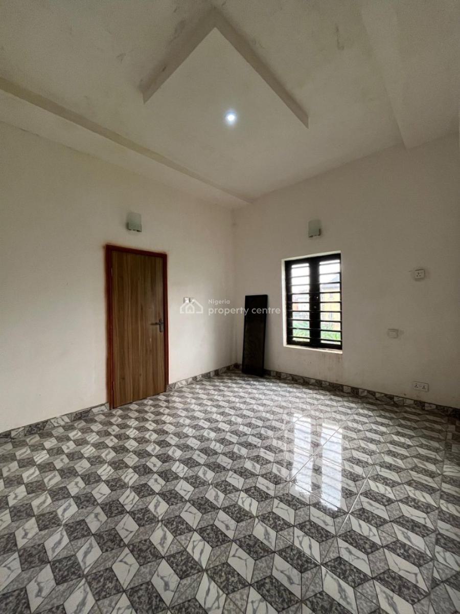 Luxurious Built 3 Bedroom Apartment with Bq in a Secured Estate, Gbagada, Lagos, Flat / Apartment for Sale