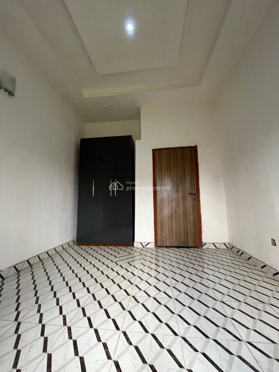 Luxurious Built 3 Bedroom Apartment with Bq in a Secured Estate, Gbagada, Lagos, Flat / Apartment for Sale
