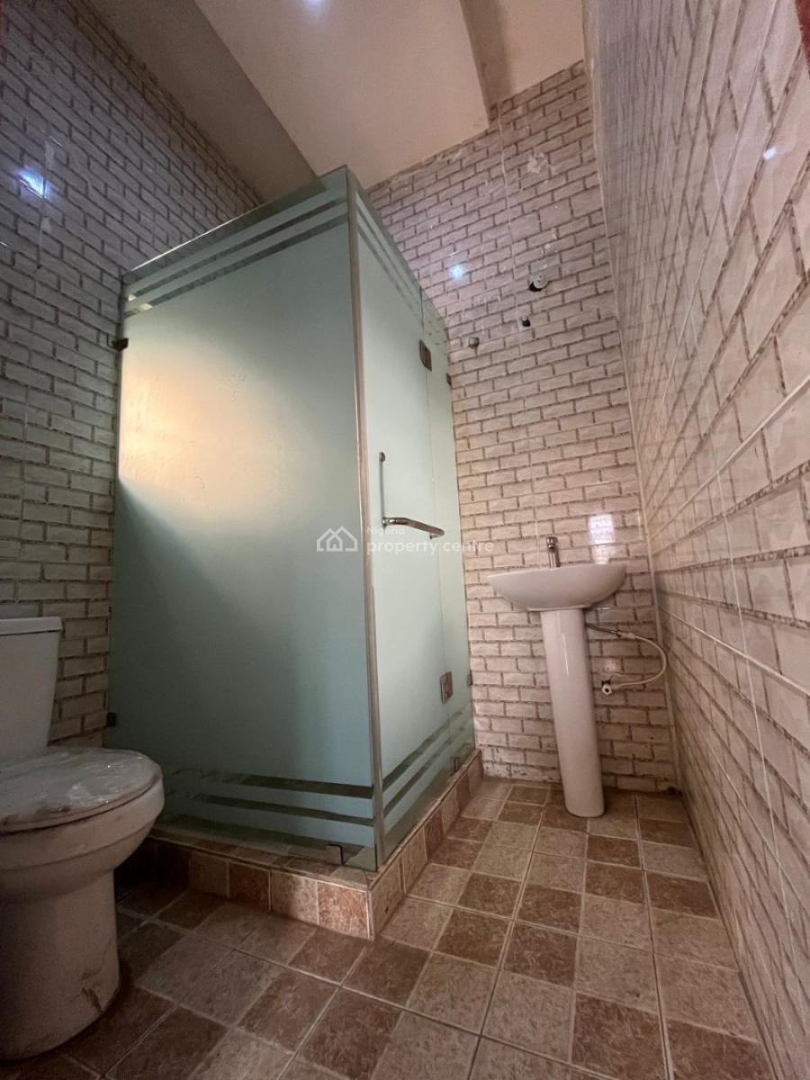 Luxurious Built 3 Bedroom Apartment with Bq in a Secured Estate, Gbagada, Lagos, Flat / Apartment for Sale