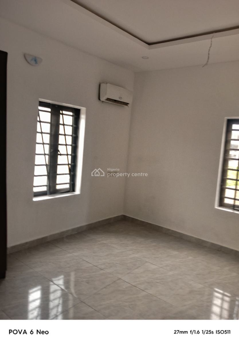 Executive and Luxury 3 Bedroom at Alagomeji Yaba, Off Alagomeji, Yaba, Adekunle, Yaba, Lagos, Flat / Apartment for Rent