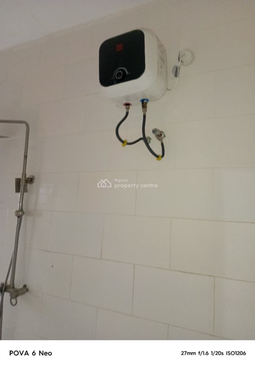 Executive and Luxury 3 Bedroom at Alagomeji Yaba, Off Alagomeji, Yaba, Adekunle, Yaba, Lagos, Flat / Apartment for Rent
