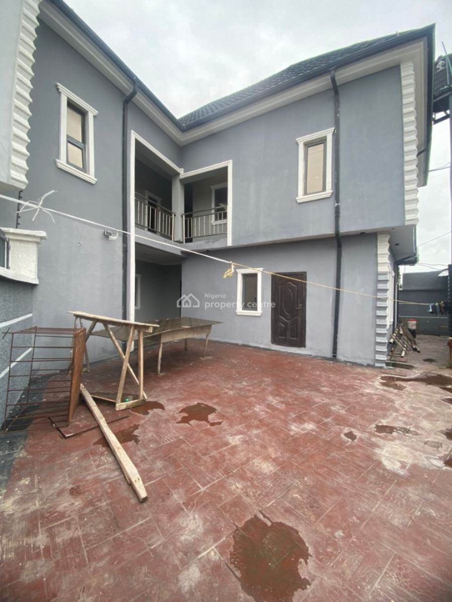 Luxury Living: 2-bedroom Apartment, Ogombo, Ajah, Lagos, Flat / Apartment for Rent
