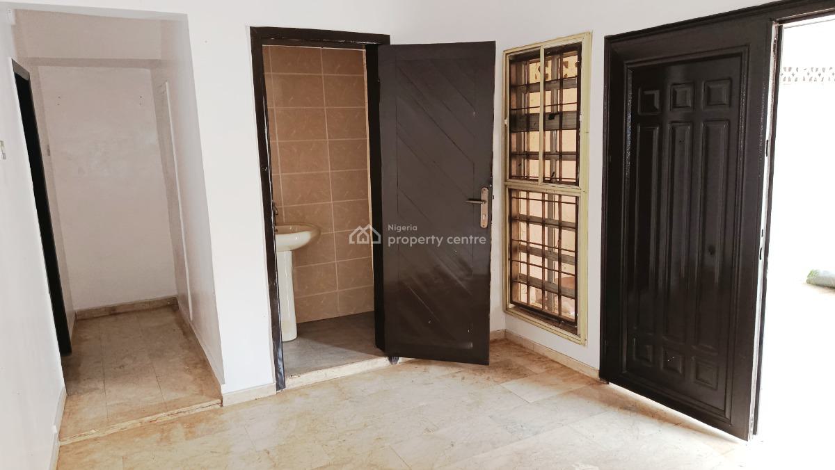 Luxury 3 Bedroom Fully Detached House, Off Bashir Shittu Avenue, Gra Phase 2, Magodo, Lagos, Detached Duplex for Rent