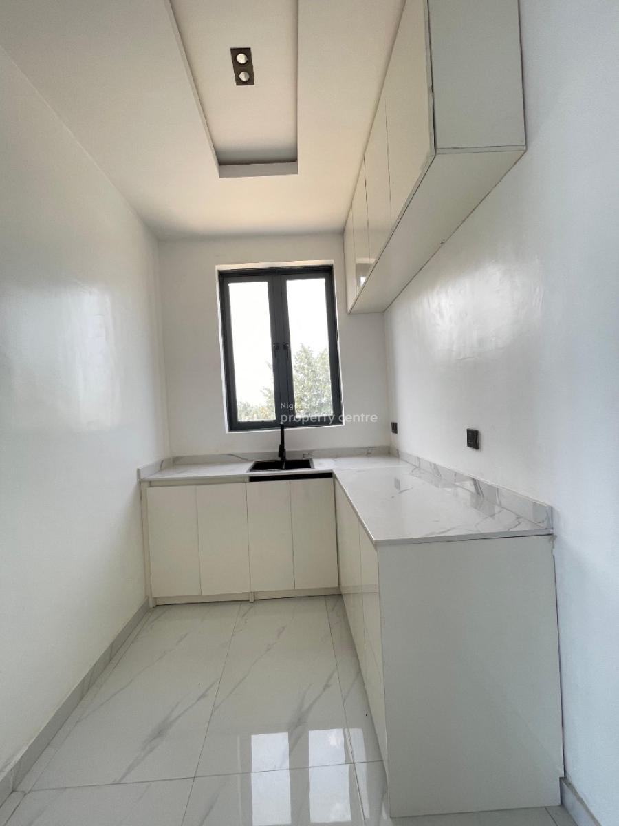 5 Bedroom Fully Detached Duplex with Bq, Lekki County, Lekki, Lagos, Detached Duplex for Sale