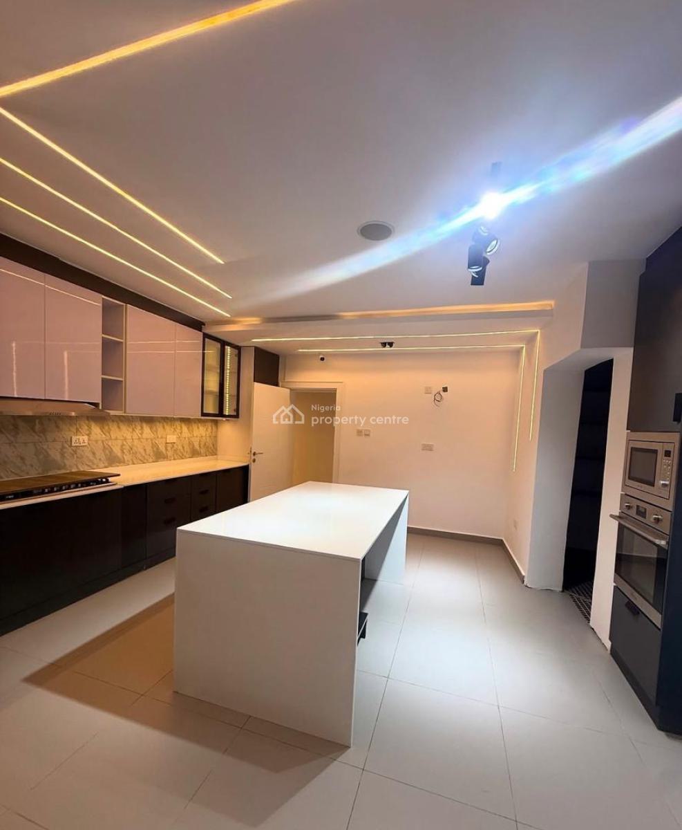 Fully Gated Luxury 5bedrooms Semi Detached Duplex, Guzape, Guzape District, Abuja, Semi-detached Duplex for Sale