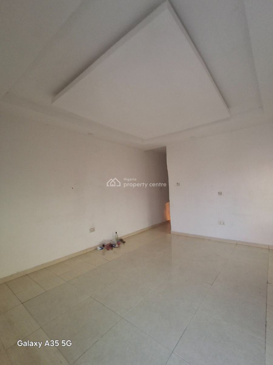 Upstair 2 Bedroom Flat at Ogombo Road Ajah, Ogombo, Ajah, Lagos, Flat / Apartment for Rent