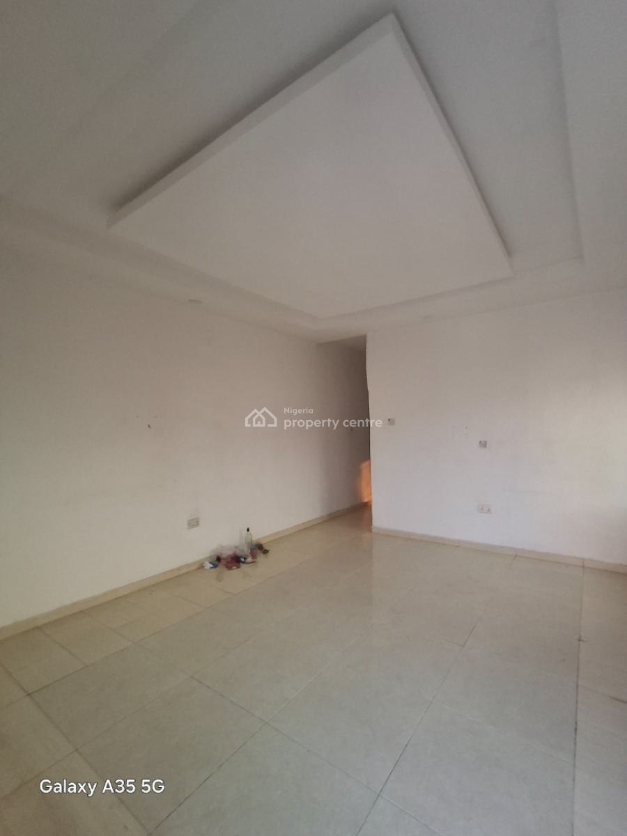 Upstair 2 Bedroom Flat at Ogombo Road Ajah, Ogombo, Ajah, Lagos, Flat / Apartment for Rent