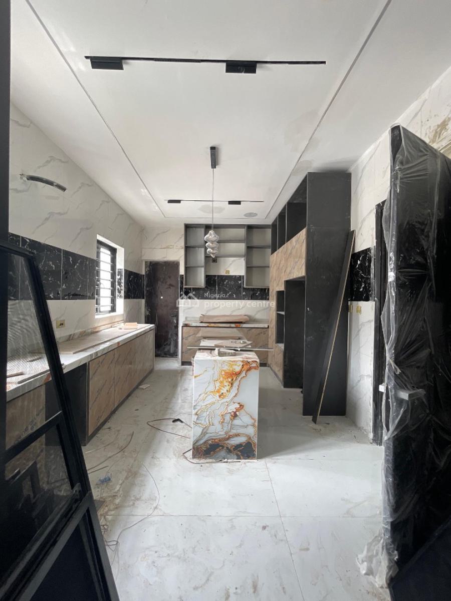 Luxurious 5 Bedroom Fully Detached Duplex with Bq, Chevron, Lekki, Lagos, Detached Duplex for Sale
