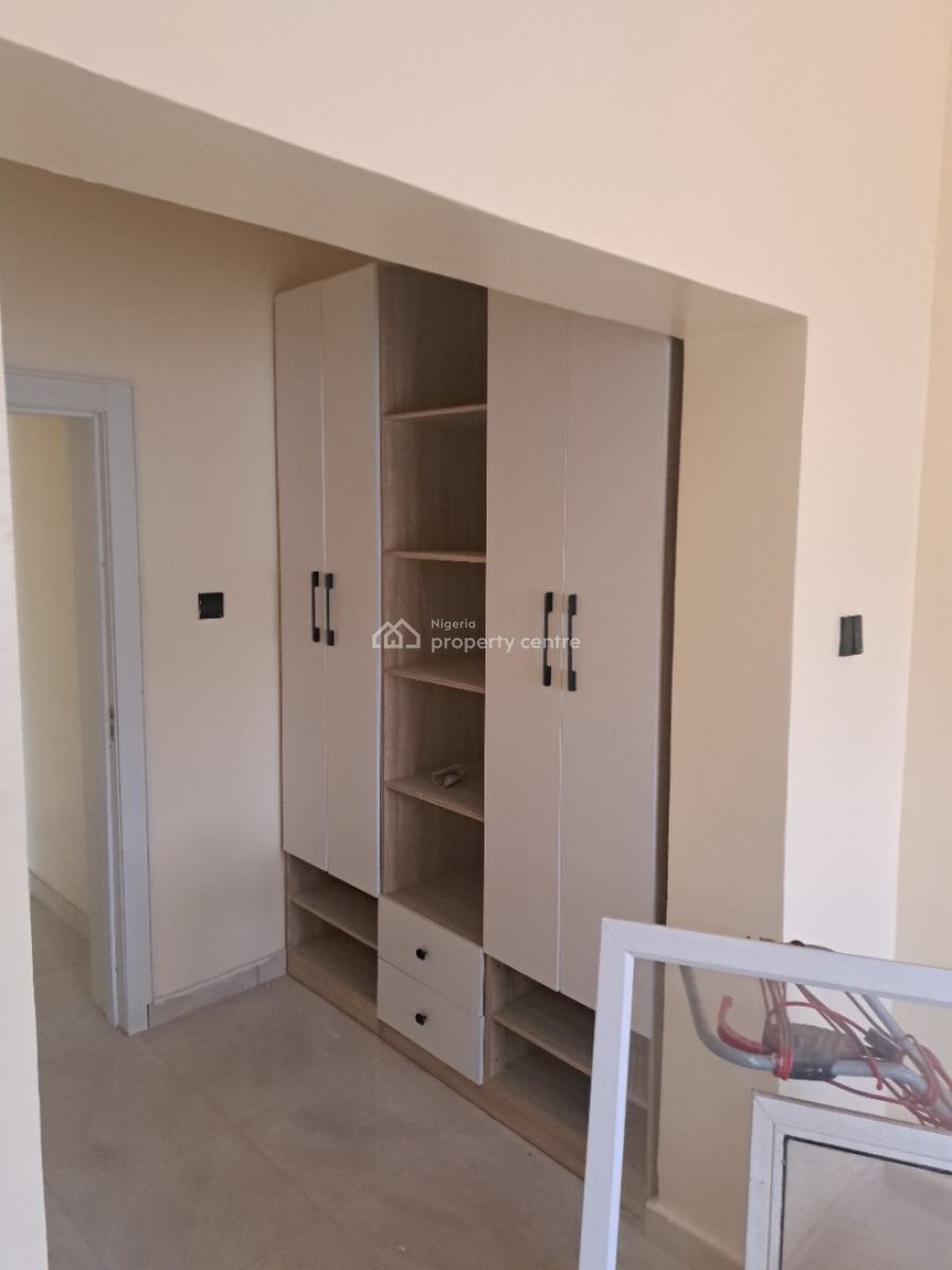 Executive 3 Bedroom Apartment Upstairs, Opic, Isheri North, Lagos, Flat / Apartment for Rent