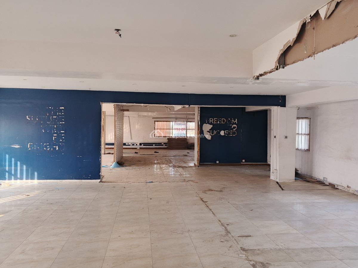 230 Sq Mts 3rd Floor Open Plan Serviced Office Space, Allen Avenue, Ikeja, Lagos, Office Space for Rent