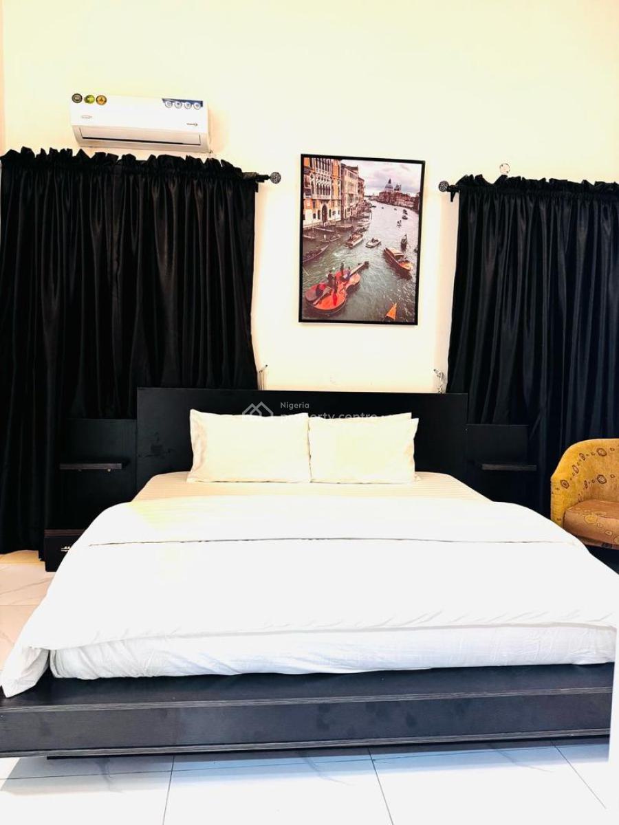 Furnished Mini Flat, Off Admiralty Way, Lekki Phase 1, Lekki, Lagos, Flat / Apartment for Rent