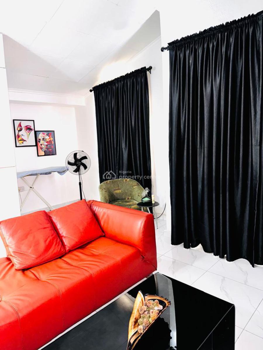 Furnished Mini Flat, Off Admiralty Way, Lekki Phase 1, Lekki, Lagos, Flat / Apartment for Rent