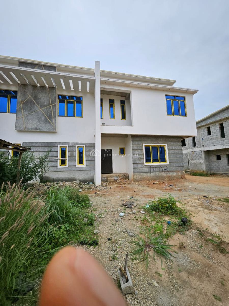 4bedroom Semi Detached Duplex, Gwarinpa, Abuja, Semi-detached Duplex for Sale