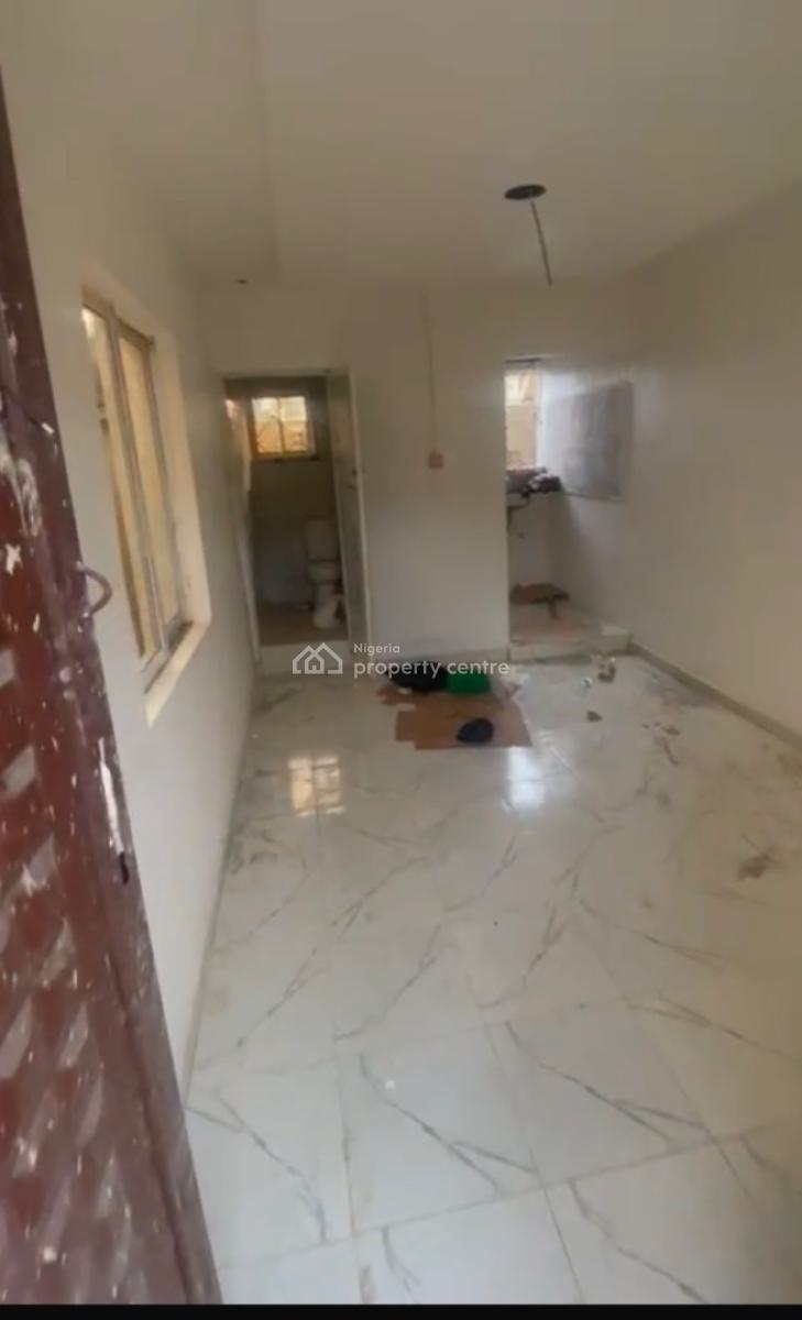 a Brand New Spacious Self Contain Close to The Island, Bariga, Shomolu, Lagos, Self Contain (single Rooms) for Rent