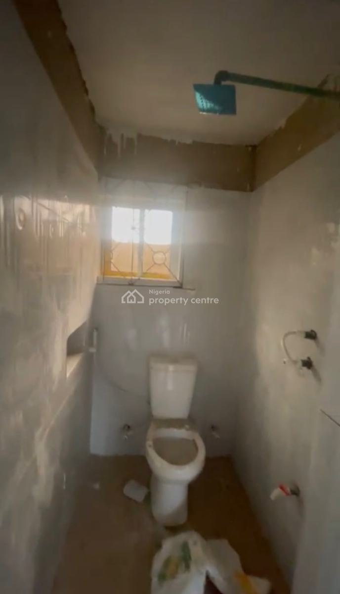 a Brand New Spacious Self Contain Close to The Island, Bariga, Shomolu, Lagos, Self Contain (single Rooms) for Rent