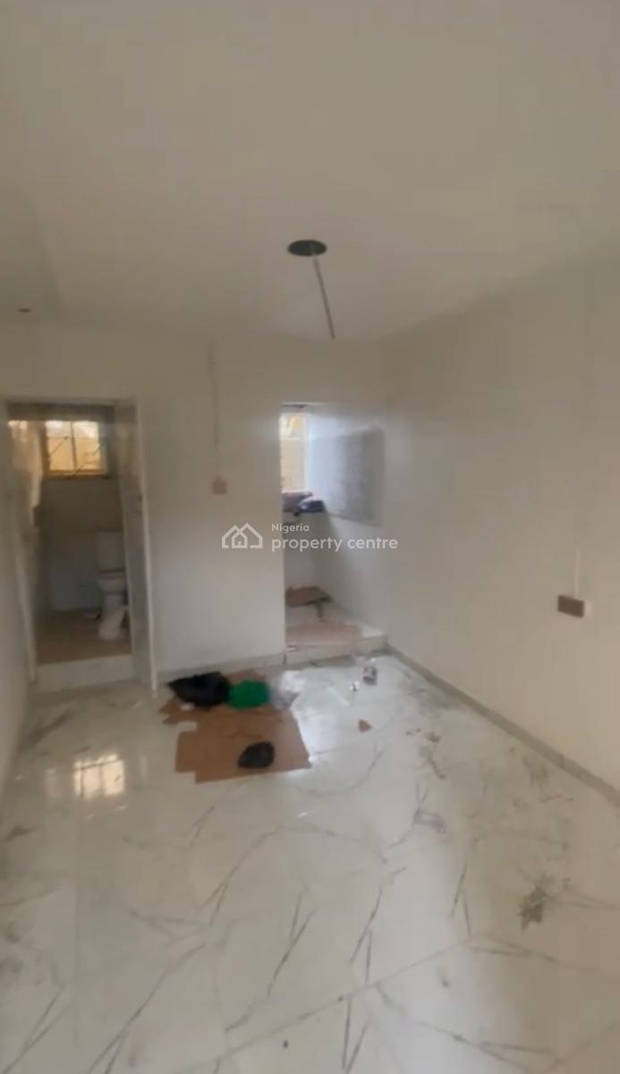 a Brand New Spacious Self Contain Close to The Island, Bariga, Shomolu, Lagos, Self Contain (single Rooms) for Rent