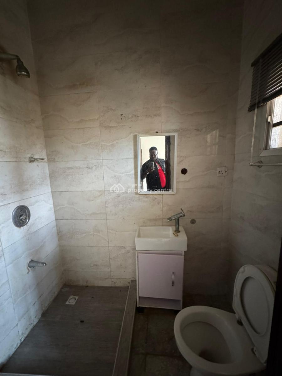 2 Bedroom Flat, Off Eko Hotel, Victoria Island (vi), Lagos, Flat / Apartment for Rent