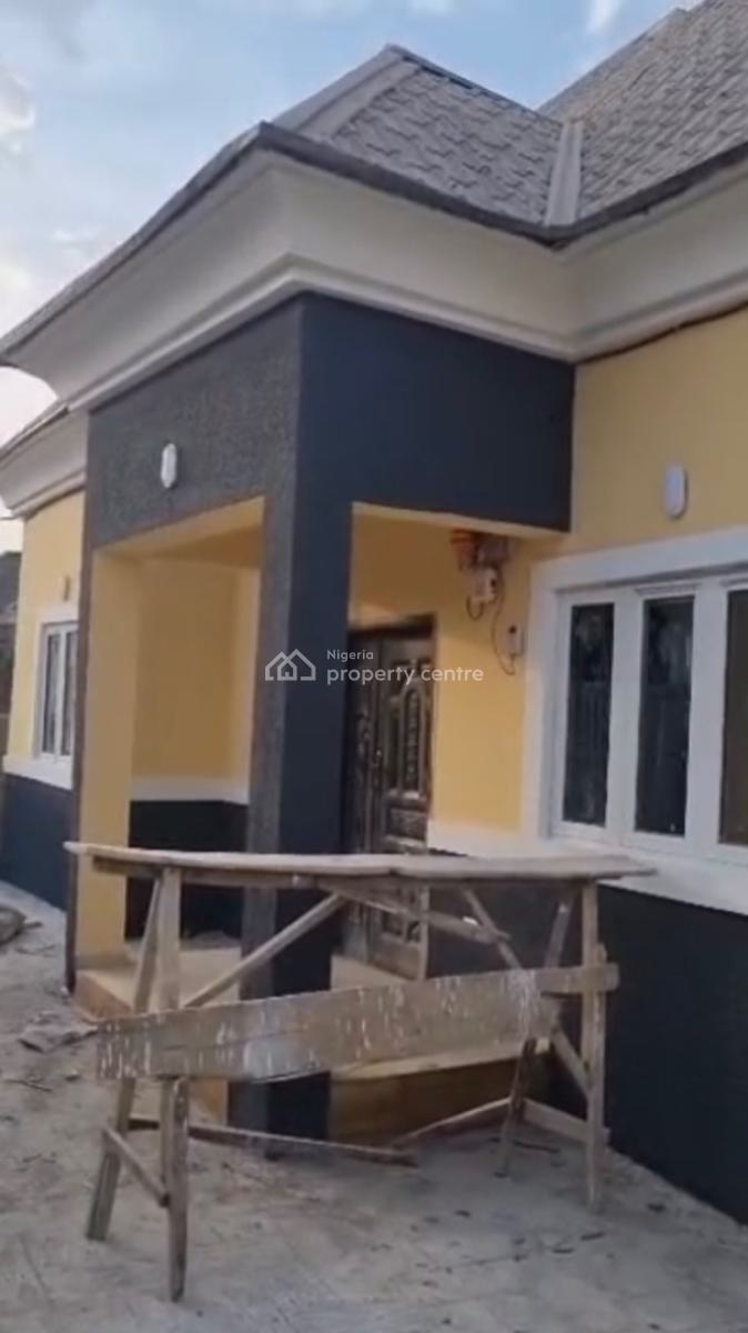 Sharp 2bedroom  Bungalow with Attach Bq., Lugbe District, Abuja, Detached Bungalow for Sale