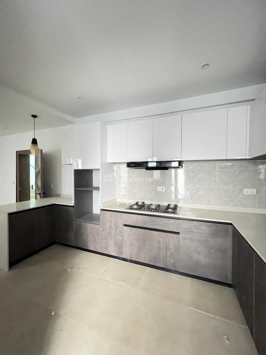 Luxury 4 Bedroom Terraced Duplex with Spacious Living Room and Parking, Lekki Phase 1, Lekki, Lagos, Terraced Duplex for Sale