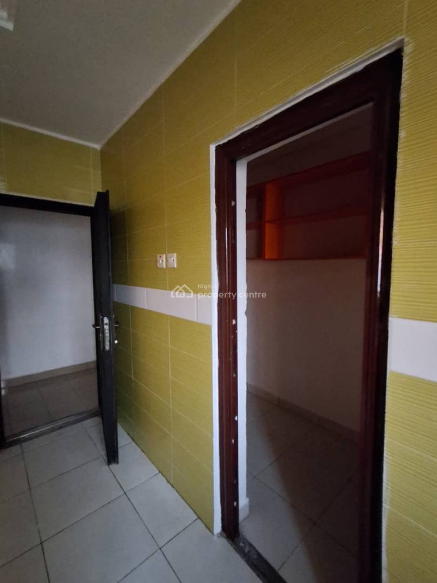 Clean and Spacious 3 Bedroom Bungalow( Self-compound), Badore, Ajah, Lagos, Detached Bungalow for Rent