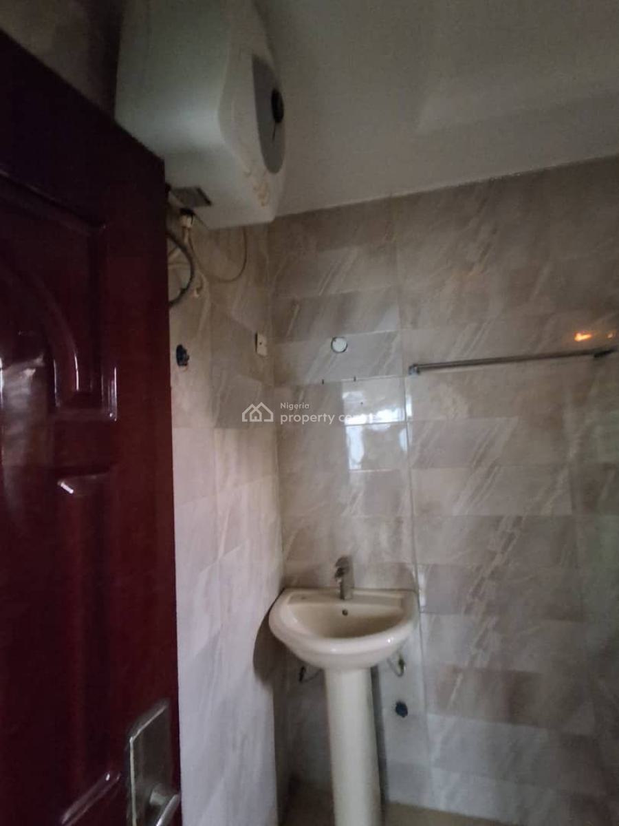 Clean and Spacious 3 Bedroom Bungalow( Self-compound), Badore, Ajah, Lagos, Detached Bungalow for Rent