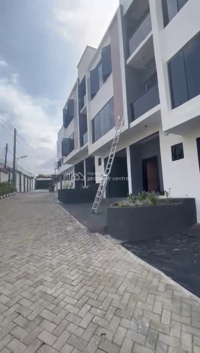 Luxury 4bedroom, Opebi, Ikeja, Lagos, Terraced Duplex for Rent