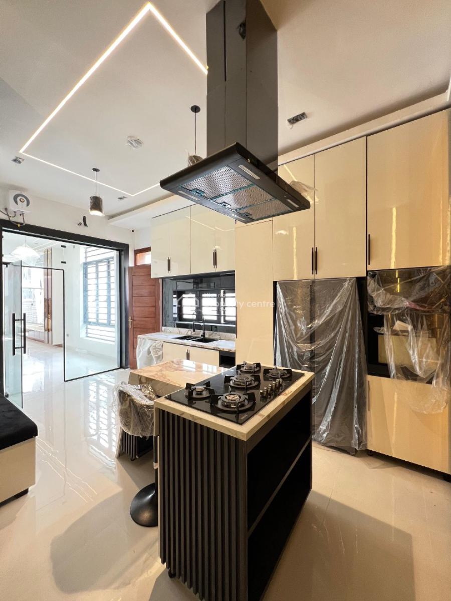 The Luxurious 4bedroom Home with Bq, Orchid Road, Lekki, Lagos, Detached Duplex for Sale