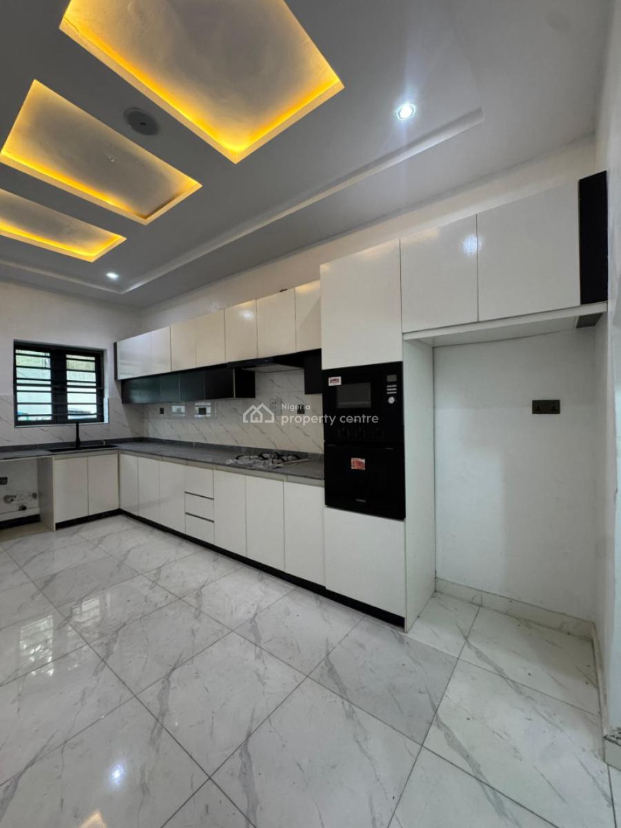 Stunning 5 Bedrooms Duplex with Bq, Ologolo, Lekki, Lagos, Semi-detached Duplex for Sale