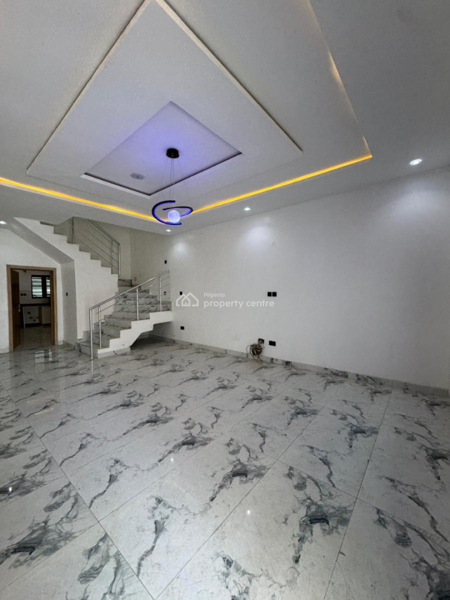 Stunning 5 Bedrooms Duplex with Bq, Ologolo, Lekki, Lagos, Semi-detached Duplex for Sale