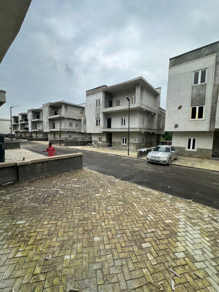 Spacious 5-bedroom Detached Duplex, Mabushi, Abuja, Detached Duplex for Sale