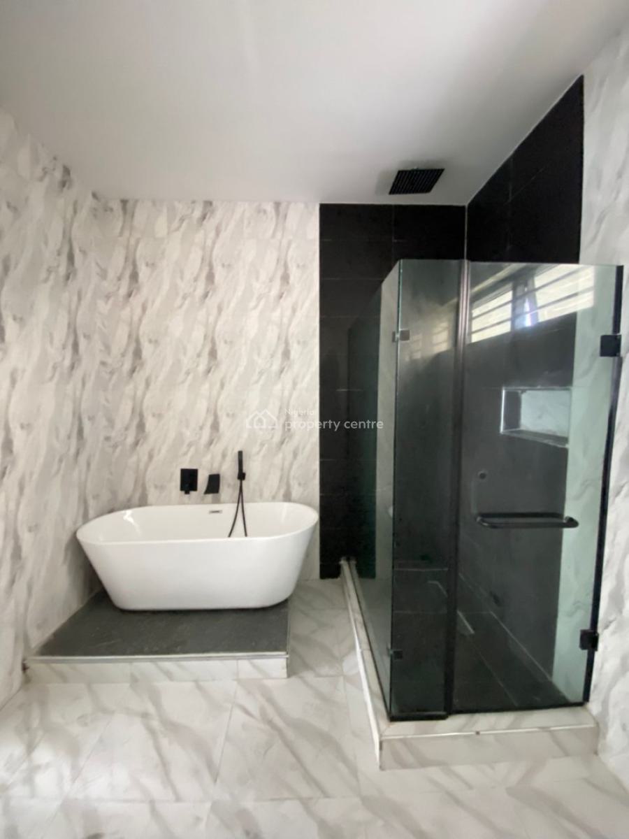 Opulent 4 Bedroom Terraced Duplex with Bq, Osapa, Lekki, Lagos, Terraced Duplex for Sale