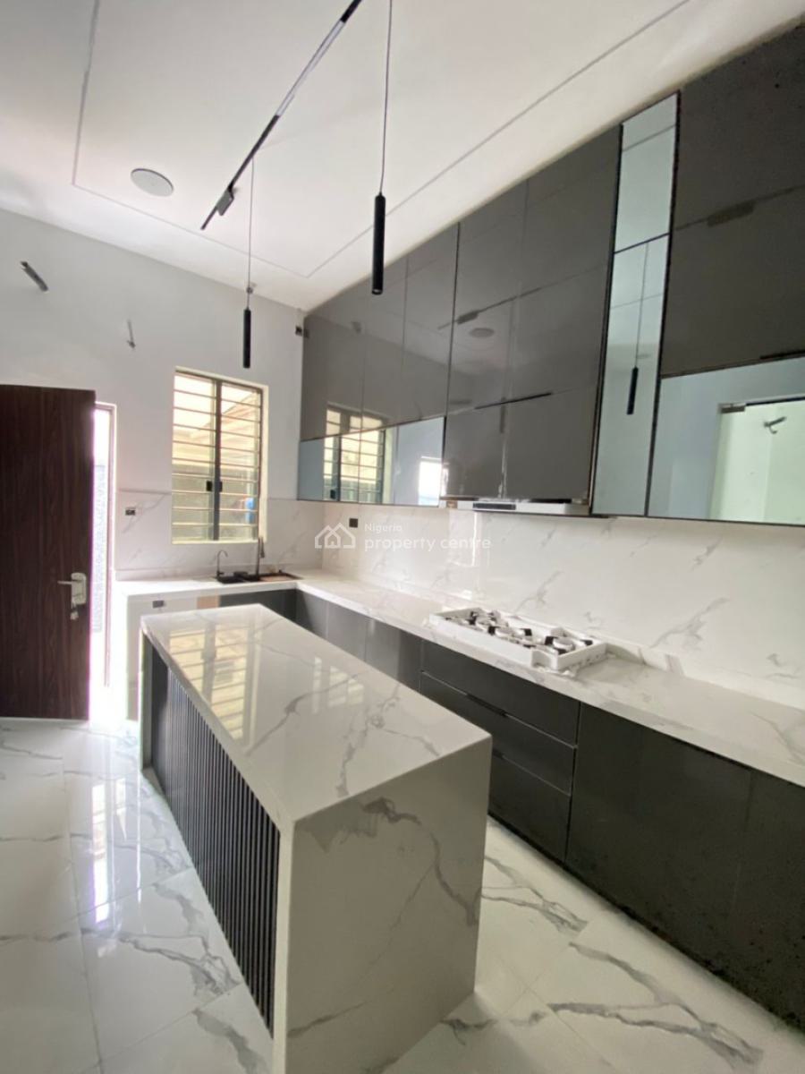 Opulent 4 Bedroom Terraced Duplex with Bq, Osapa, Lekki, Lagos, Terraced Duplex for Sale