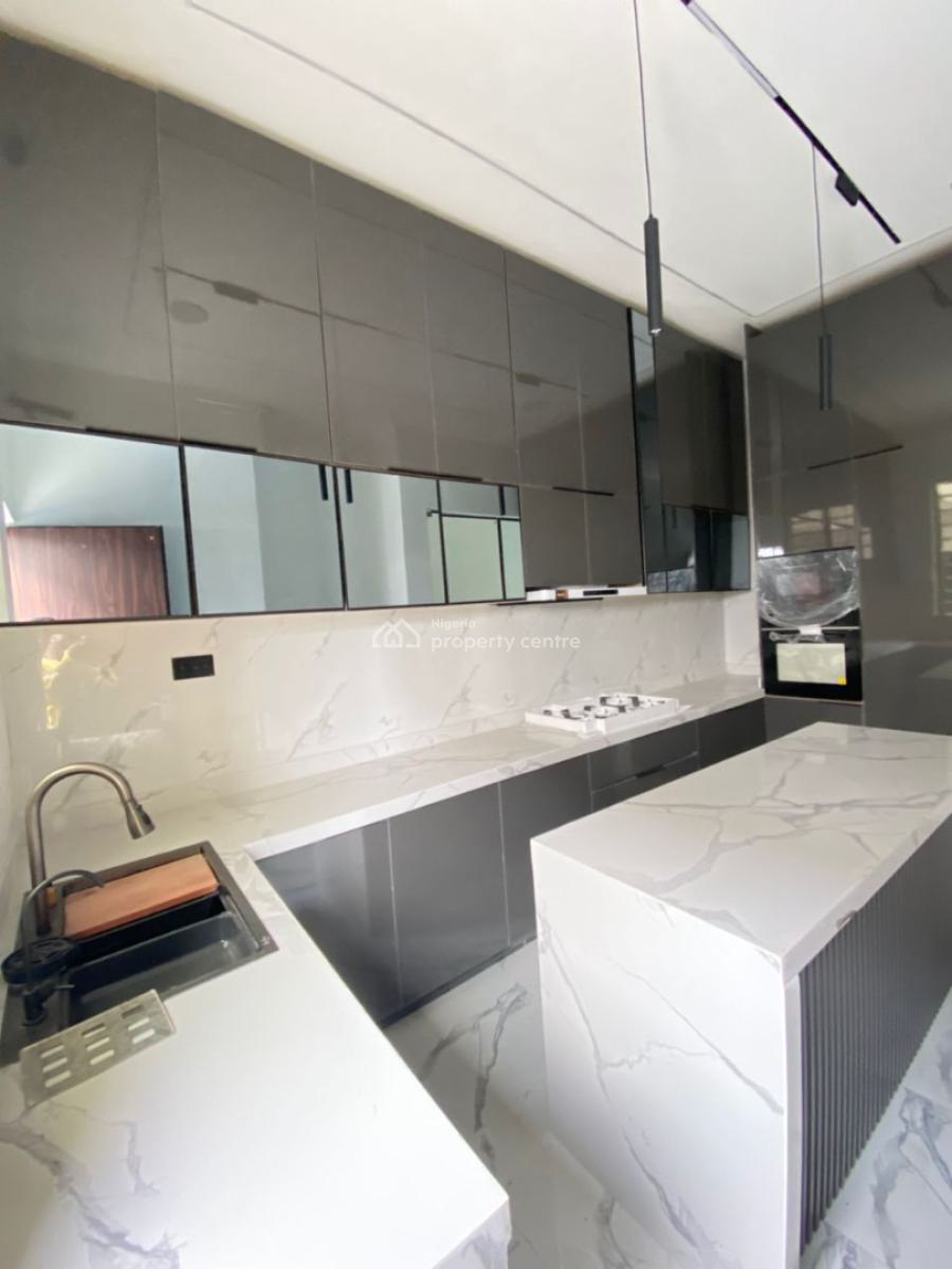 Opulent 4 Bedroom Terraced Duplex with Bq, Osapa, Lekki, Lagos, Terraced Duplex for Sale