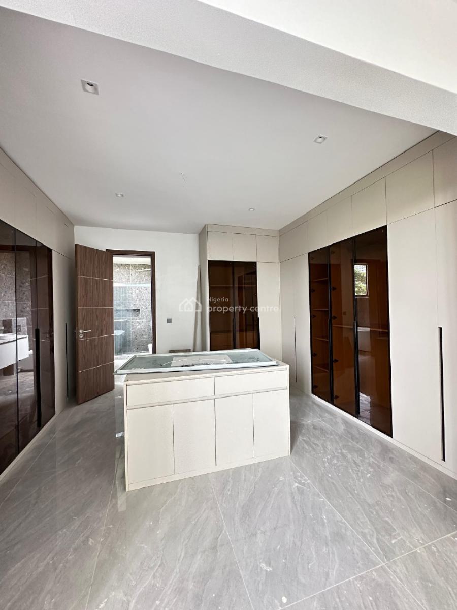 Beautiful 5 Bedroom Duplex with a Pool,cinema,gym,2bqs, Old Ikoyi, Ikoyi, Lagos, House for Sale
