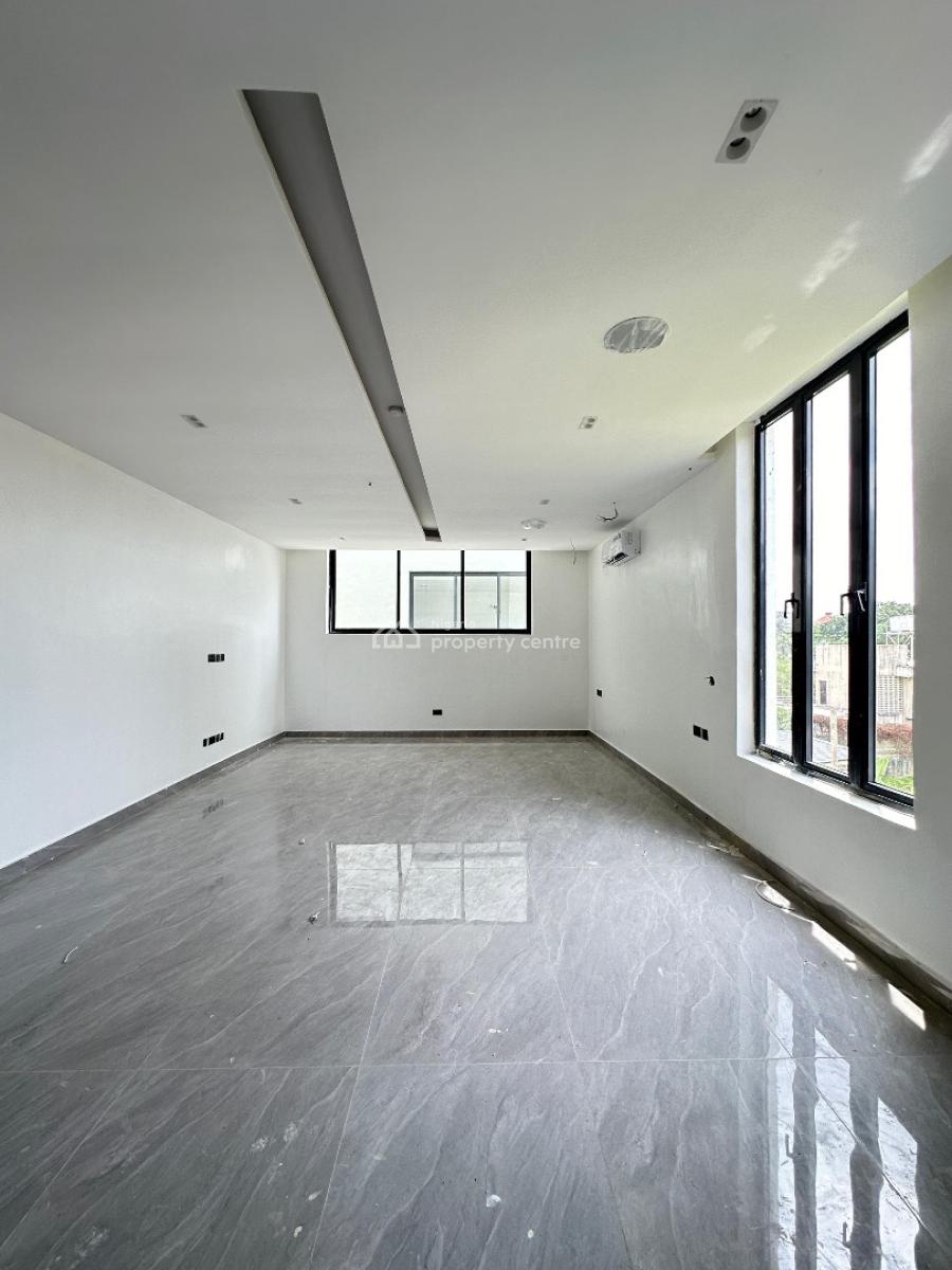 Beautiful 5 Bedroom Duplex with a Pool,cinema,gym,2bqs, Old Ikoyi, Ikoyi, Lagos, House for Sale